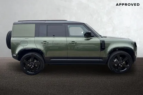 DN26MYR Land Rover Defender 110 3.0 D250 MHEV X-Dynamic HSE Hard Top SUV 5dr Diesel Auto 4WD MWB Euro 6 (s/s) (249 ps) Thumbnail #6