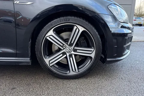 BW66PDY Volkswagen Golf 2.0 TSI BlueMotion Tech R DSG 4Motion Euro 6 (s/s) 5dr Thumbnail #11