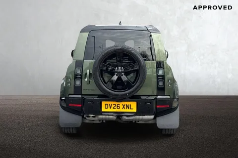 DV26XNL Land Rover Defender 110 3.0 D250 MHEV X-Dynamic HSE Hard Top SUV 5dr Diesel Auto 4WD MWB Euro 6 (s/s) (249 ps) Thumbnail #7