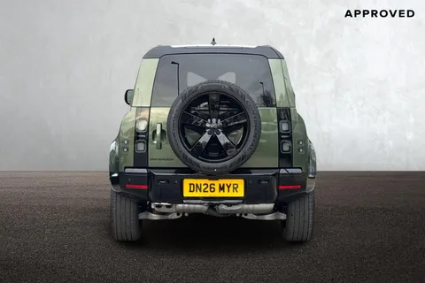DN26MYR Land Rover Defender 110 3.0 D250 MHEV X-Dynamic HSE Hard Top SUV 5dr Diesel Auto 4WD MWB Euro 6 (s/s) (249 ps) Thumbnail #7