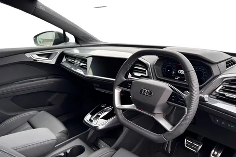 Audi Q4 e-tron 45 Black Edition Auto 5dr 82kWh Thumbnail #14