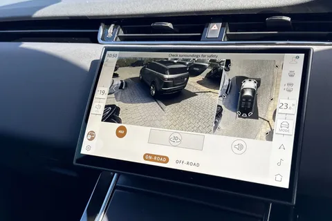 DU75YOP Land Rover Range Rover Evoque 2.0 D200 Dynamic SE 5dr Thumbnail #13