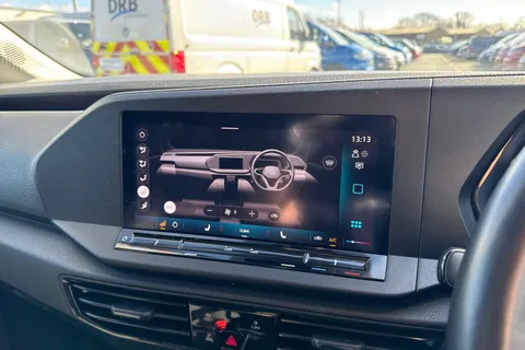 CX74LRA Volkswagen Caddy 2.0 TDI C20 Commerce Pro SWB Euro 6 (s/s) 5dr Thumbnail #21