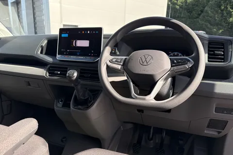 MF74OEV Volkswagen Crafter CR35 Panel van Commerce Plus MWB 140 PS 2.0 TDI 6sp Manual FWD Thumbnail #14