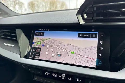 16 of 65 for Audi RS 3 RS 3 Sportback Carbon Black 400 PS S tronic