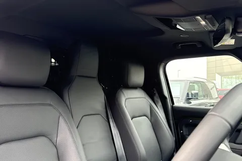 DV26XNL Land Rover Defender 110 3.0 D250 MHEV X-Dynamic HSE Hard Top SUV 5dr Diesel Auto 4WD MWB Euro 6 (s/s) (249 ps) Thumbnail #22