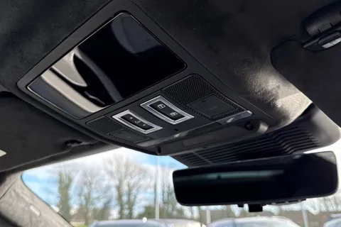 KM74CWR Land Rover Range Rover Evoque 2.0 D200 Autobiography 5dr Thumbnail #25