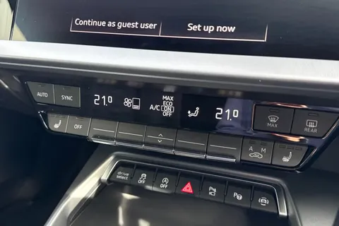 21 of 65 for Audi RS 3 RS 3 Sportback Carbon Black 400 PS S tronic