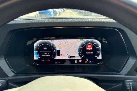 CX74LRA Volkswagen Caddy 2.0 TDI C20 Commerce Pro SWB Euro 6 (s/s) 5dr Thumbnail #31