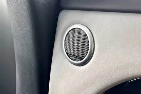 KM74CWR Land Rover Range Rover Evoque 2.0 D200 Autobiography 5dr Thumbnail #26