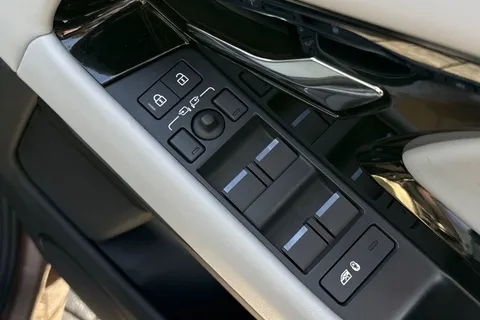 KM74CWR Land Rover Range Rover Evoque 2.0 D200 Autobiography 5dr Thumbnail #27