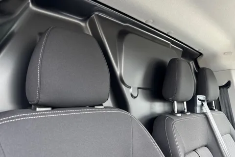 DE26TXP Volkswagen Transporter T28 Commerce Plus SWB 110 PS 2.0 TDI 6sp Manual Thumbnail #24