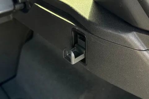 KM74CWR Land Rover Range Rover Evoque 2.0 D200 Autobiography 5dr Thumbnail #29