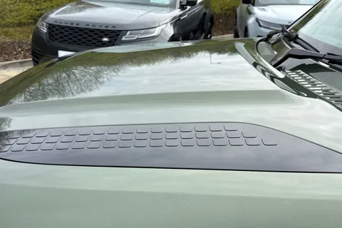 DV26XNL Land Rover Defender 110 3.0 D250 MHEV X-Dynamic HSE Hard Top SUV 5dr Diesel Auto 4WD MWB Euro 6 (s/s) (249 ps) Thumbnail #29