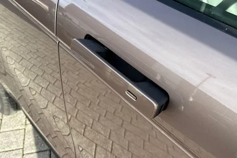 KM74CWR Land Rover Range Rover Evoque 2.0 D200 Autobiography 5dr Thumbnail #32