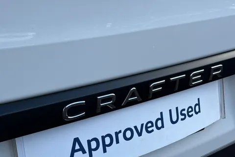 MF74OEV Volkswagen Crafter CR35 Panel van Commerce Plus MWB 140 PS 2.0 TDI 6sp Manual FWD Thumbnail #31