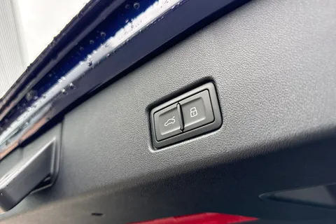 Audi Q4 e-tron 45 Black Edition Auto 5dr 82kWh Thumbnail #37