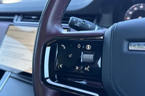 35 of 48 for Land Rover Range Rover Evoque 1.5 P270e Dynamic HSE 5dr