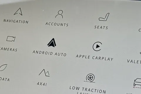 KT73FXD Land Rover Range Rover Evoque 1.5 P300e Dynamic HSE 5dr Thumbnail #37