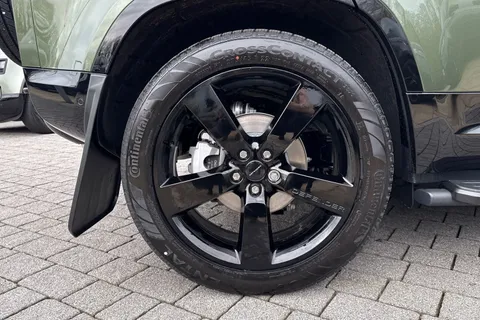 DV26XNL Land Rover Defender 110 3.0 D250 MHEV X-Dynamic HSE Hard Top SUV 5dr Diesel Auto 4WD MWB Euro 6 (s/s) (249 ps) Thumbnail #36