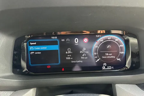 MF74OEV Volkswagen Crafter CR35 Panel van Commerce Plus MWB 140 PS 2.0 TDI 6sp Manual FWD Thumbnail #36