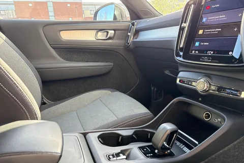 NA23FNF Volvo Xc40 2.0 B3 MHEV Core DCT Auto Euro 6 (s/s) 5dr Thumbnail #43