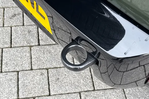 DV26XNL Land Rover Defender 110 3.0 D250 MHEV X-Dynamic HSE Hard Top SUV 5dr Diesel Auto 4WD MWB Euro 6 (s/s) (249 ps) Thumbnail #38