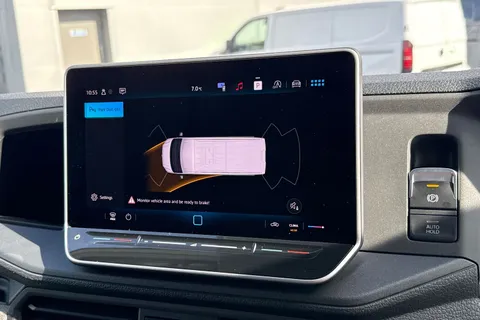 MF74OEV Volkswagen Crafter CR35 Panel van Commerce Plus MWB 140 PS 2.0 TDI 6sp Manual FWD Thumbnail #38