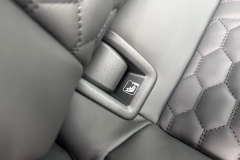 38 of 65 for Audi RS 3 RS 3 Sportback Carbon Black 400 PS S tronic