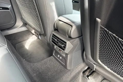 39 of 65 for Audi RS 3 RS 3 Sportback Carbon Black 400 PS S tronic