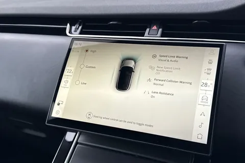 KT73FXD Land Rover Range Rover Evoque 1.5 P300e Dynamic HSE 5dr Thumbnail #42