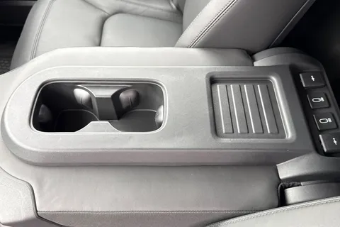 DN26MYR Land Rover Defender 110 3.0 D250 MHEV X-Dynamic HSE Hard Top SUV 5dr Diesel Auto 4WD MWB Euro 6 (s/s) (249 ps) Thumbnail #42