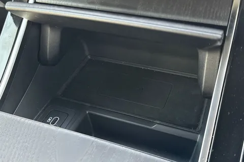 KM74CWR Land Rover Range Rover Evoque 2.0 D200 Autobiography 5dr Thumbnail #49