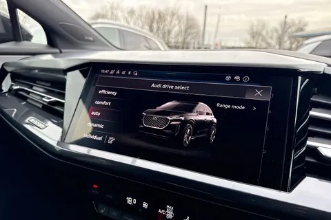 Audi Q4 e-tron 45 Black Edition Auto 5dr 82kWh Thumbnail #57