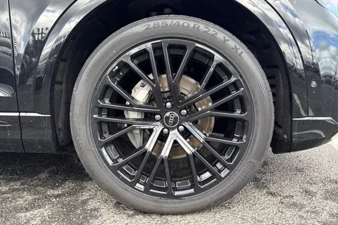 9 of 63 for Audi Q8 3.0 TDI V6 Black Edition Tiptronic quattro Euro 6 (s/s) 5dr