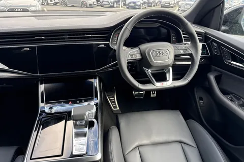17 of 63 for Audi Q8 3.0 TDI V6 Black Edition Tiptronic quattro Euro 6 (s/s) 5dr