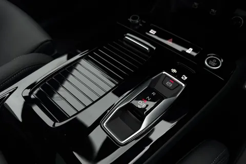 22 of 65 for Audi Q6 E-Tron 83kWh S line Sportback Auto 5dr