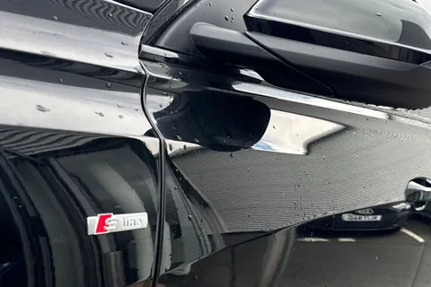 26 of 63 for Audi Q8 3.0 TDI V6 Black Edition Tiptronic quattro Euro 6 (s/s) 5dr