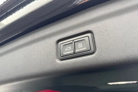 36 of 65 for Audi Q6 E-Tron 83kWh S line Sportback Auto 5dr