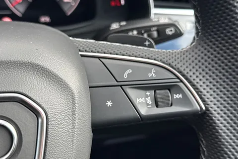 47 of 63 for Audi Q8 3.0 TDI V6 Black Edition Tiptronic quattro Euro 6 (s/s) 5dr