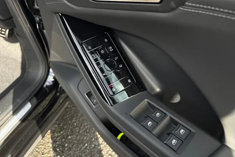 47 of 65 for Audi Q6 E-Tron 83kWh S line Sportback Auto 5dr