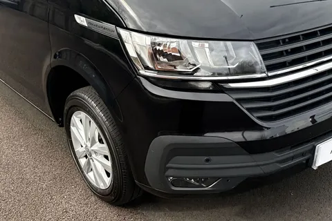 DY72NME Volkswagen Transporter 2.0 TDI 110 Highline Van Thumbnail #18