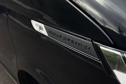 DY72NME Volkswagen Transporter 2.0 TDI 110 Highline Van Thumbnail #27