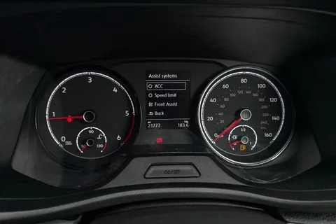 DY72NME Volkswagen Transporter 2.0 TDI 110 Highline Van Thumbnail #35