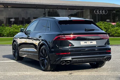 Audi SQ8 4.0 TFSI V8 Black Edition Tiptronic quattro Euro 6 (s/s) 5dr Thumbnail #3