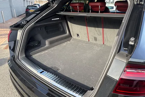 Audi SQ8 4.0 TFSI V8 Black Edition Tiptronic quattro Euro 6 (s/s) 5dr Thumbnail #36