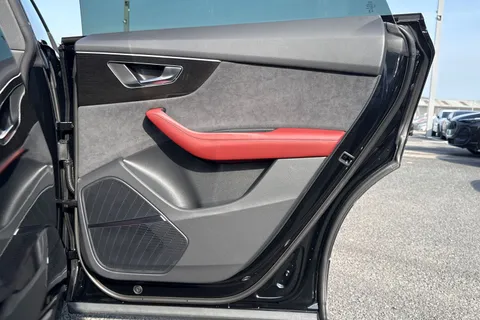 Audi SQ8 4.0 TFSI V8 Black Edition Tiptronic quattro Euro 6 (s/s) 5dr Thumbnail #43