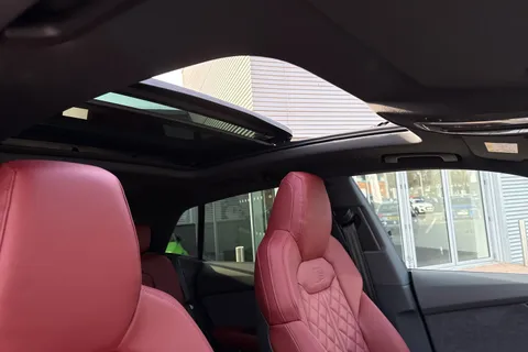 Audi SQ8 4.0 TFSI V8 Black Edition Tiptronic quattro Euro 6 (s/s) 5dr Thumbnail #60