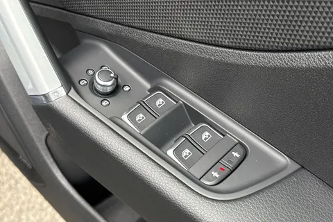 SN23KED Audi Q2 S line 35 TFSI  150 PS S tronic Thumbnail #38