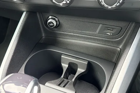 SN23KED Audi Q2 S line 35 TFSI  150 PS S tronic Thumbnail #57